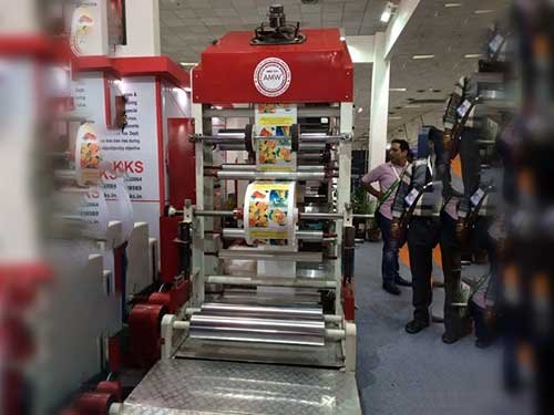 Pouch Packing Machine - Main Image